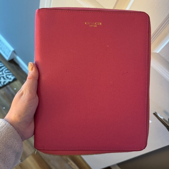 Coach iPad Case - Picture 6 of 6